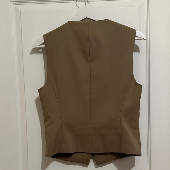 Zara Camel Buttoned Vest - Picture 3 of 5